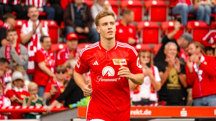 Laurenz Dehl Joins SK Austria Klagenfurt | Professional | 1. FC Union ...